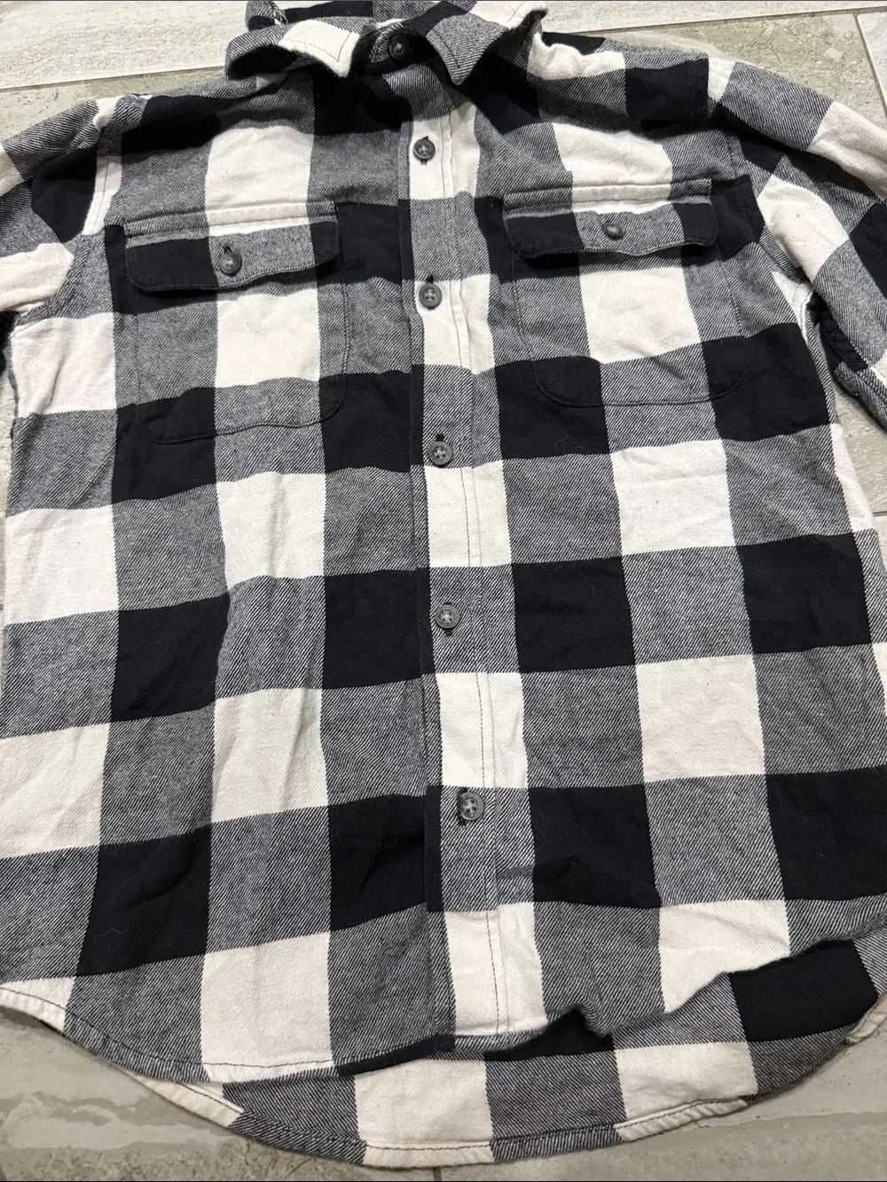 Old Navy Black and White Buffalo Plaid Button-Down Shirt